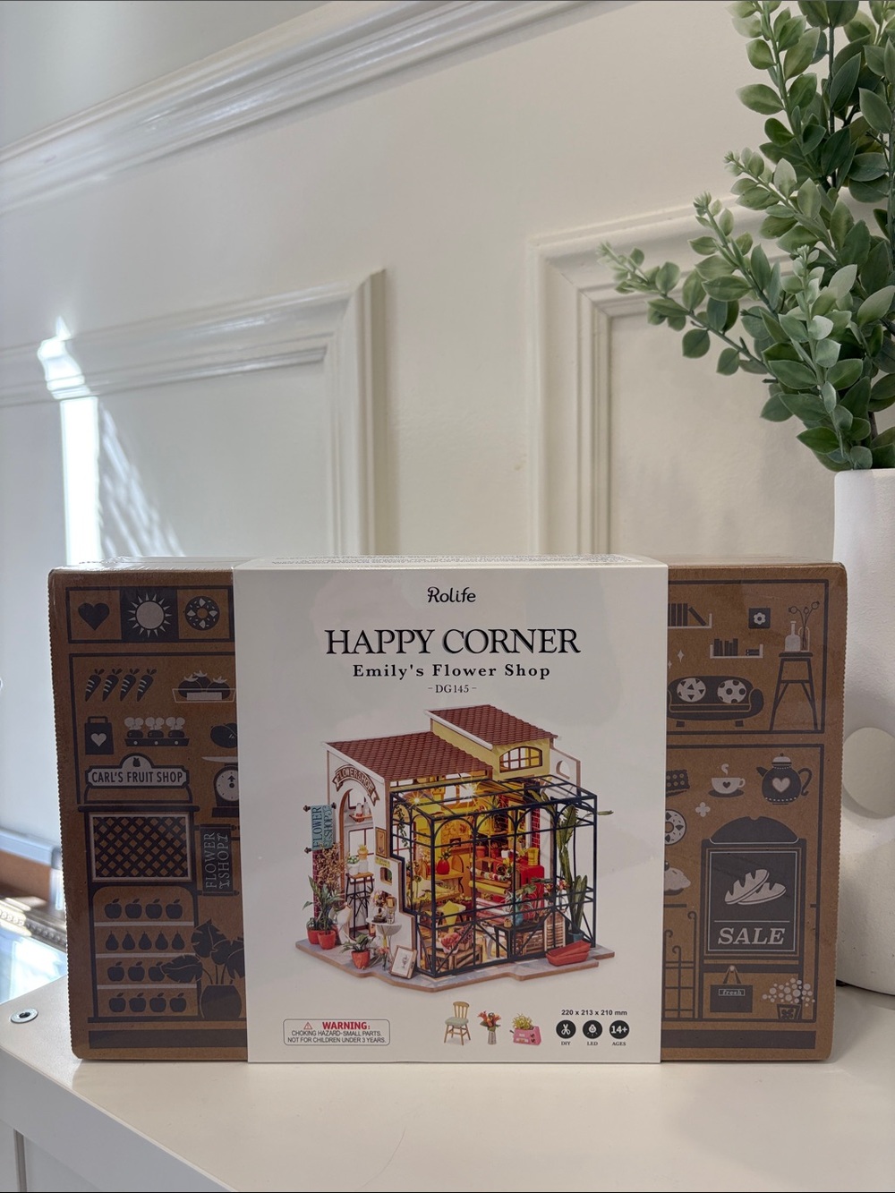 Rolife Happy Corner - Emily's Flower Shop